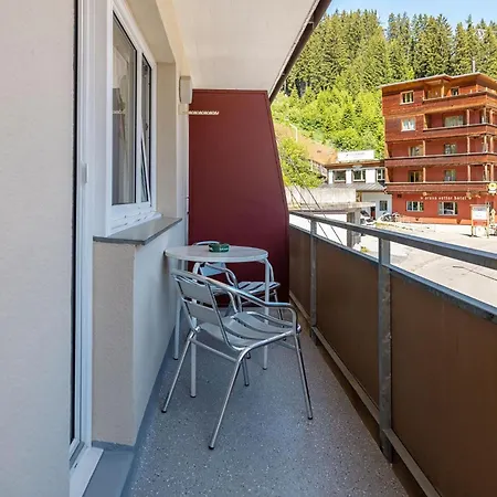 Hotel Haus Am Wald Arosa